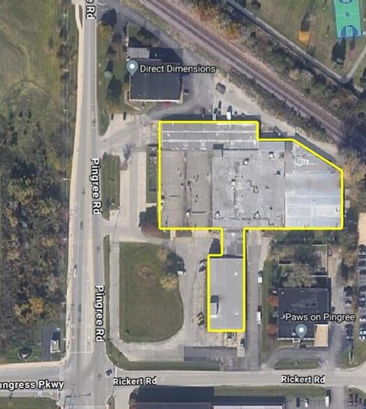 More Photos Of 6704 Pingree Rd, Crystal Lake Manufacturing For Lease