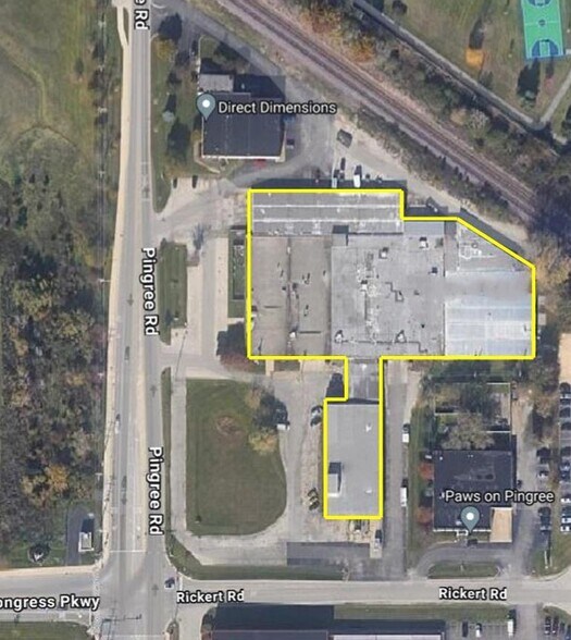 More Photos Of 6704 Pingree Rd, Crystal Lake Manufacturing For Lease