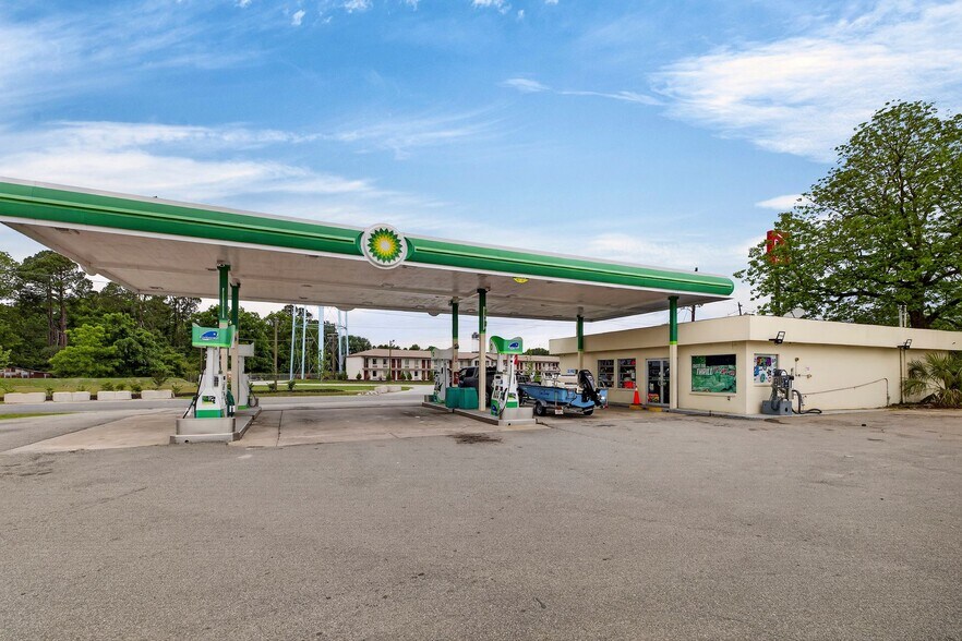More Photos Of 6118 W Jim Bilton Blvd, Saint George Convenience Store For Sale