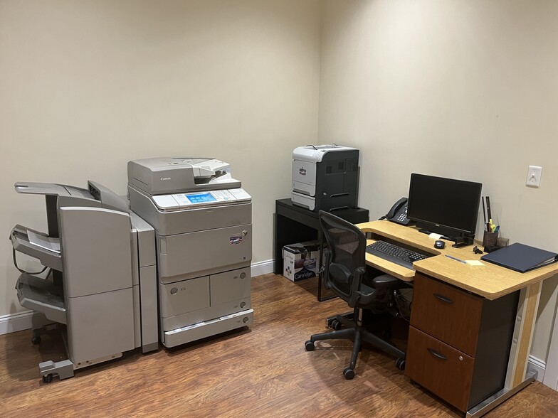 More Photos Of 65 Congress St, Salem Light Manufacturing For Lease