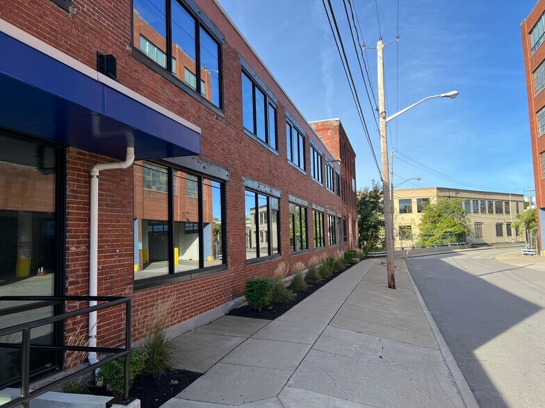 More Photos Of 45 Jewett Ave, Buffalo Loft Creative Space For Lease