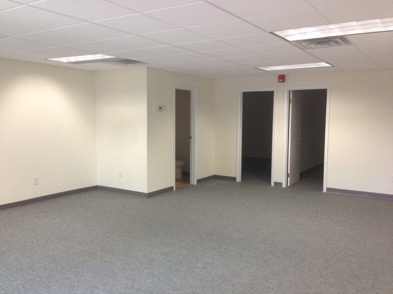 More Photos Of 85 Echo Ave, Miller Place Office For Lease