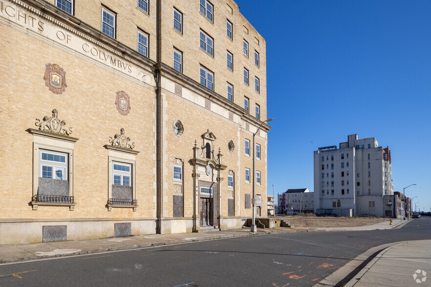 More Photos Of 1408 Pacific Ave, Atlantic City Hotel For Sale