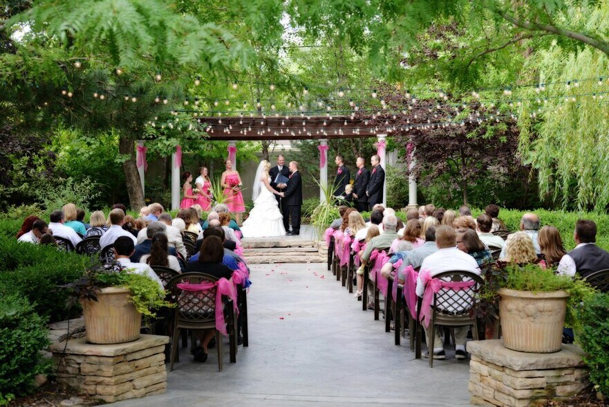 More Photos Of 564 W 400 N, Bountiful Freestanding For Sale