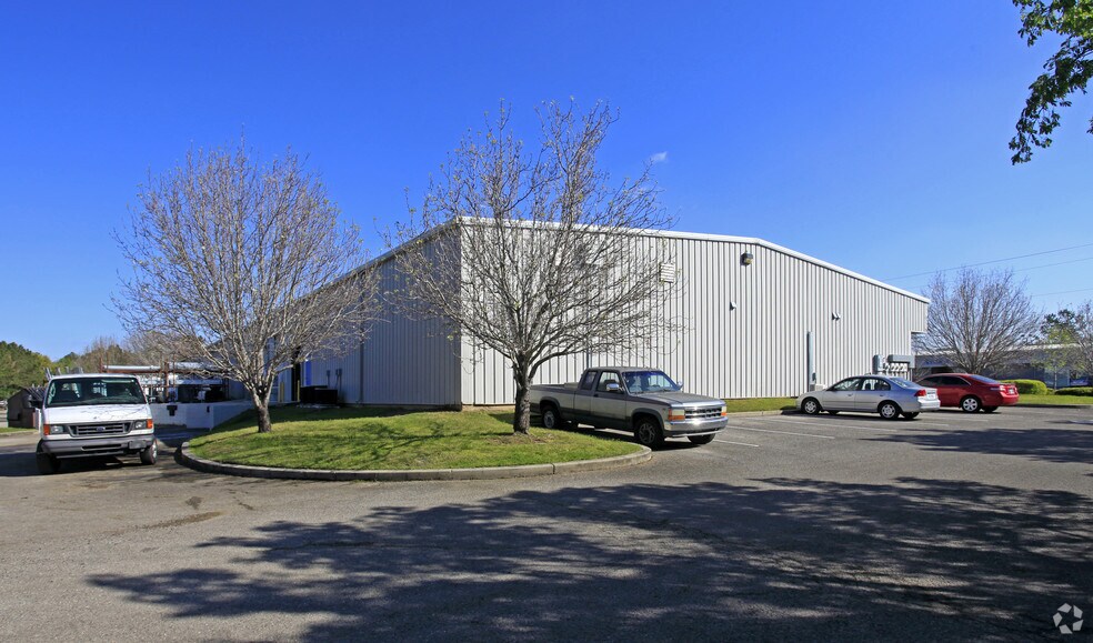 More Photos Of 116 Hamilton Park Dr, Tallahassee Light Manufacturing For Lease
