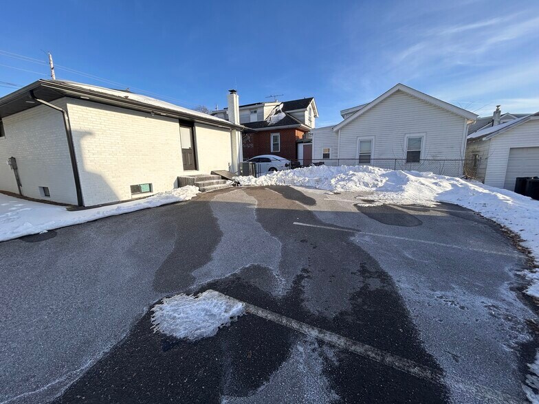 More Photos Of 513 N Black Horse Pike, Runnemede Medical For Lease
