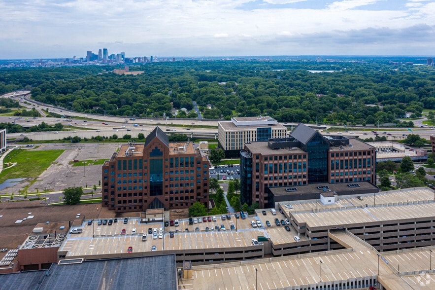 More Photos Of 1600 Utica Ave S, Saint Louis Park Coworking Space