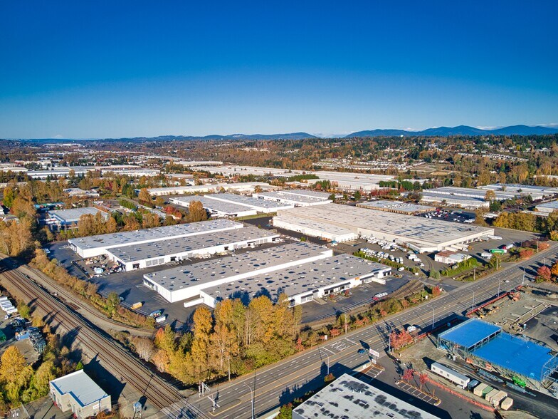 More Photos Of 7818 S 212th St, Kent Warehouse For Lease