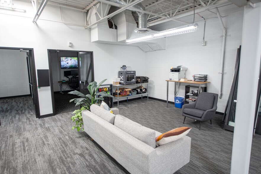 More Photos Of 42 N 650 W, Farmington Office Residential For Sale