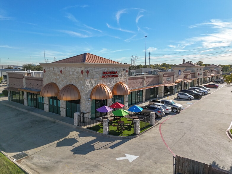 More Photos Of 1837 W Frankford Rd, Carrollton Storefront For Sale