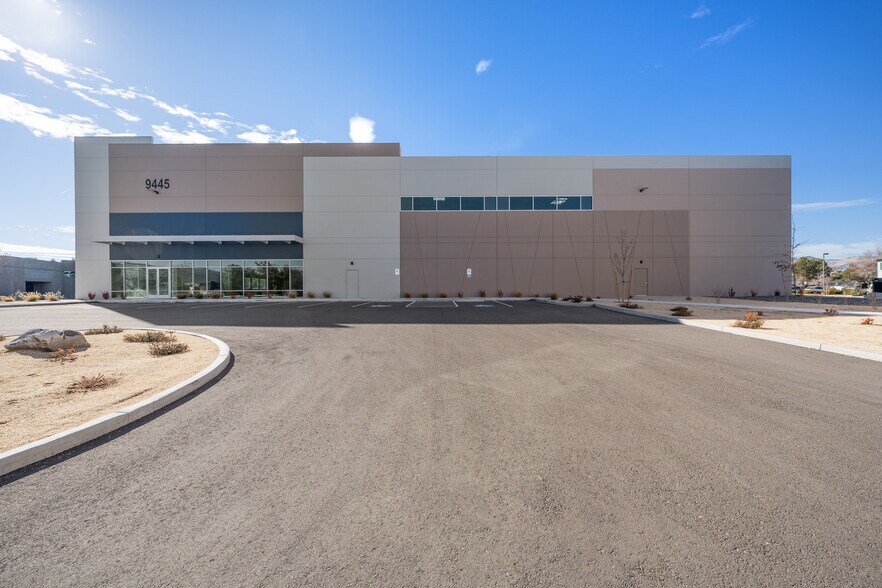 More Photos Of 9405 Prototype Dr, Reno Unknown For Lease
