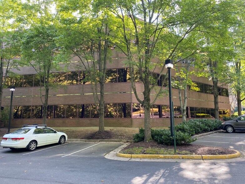 More Photos Of 1895 Preston White Dr, Reston Office For Sale