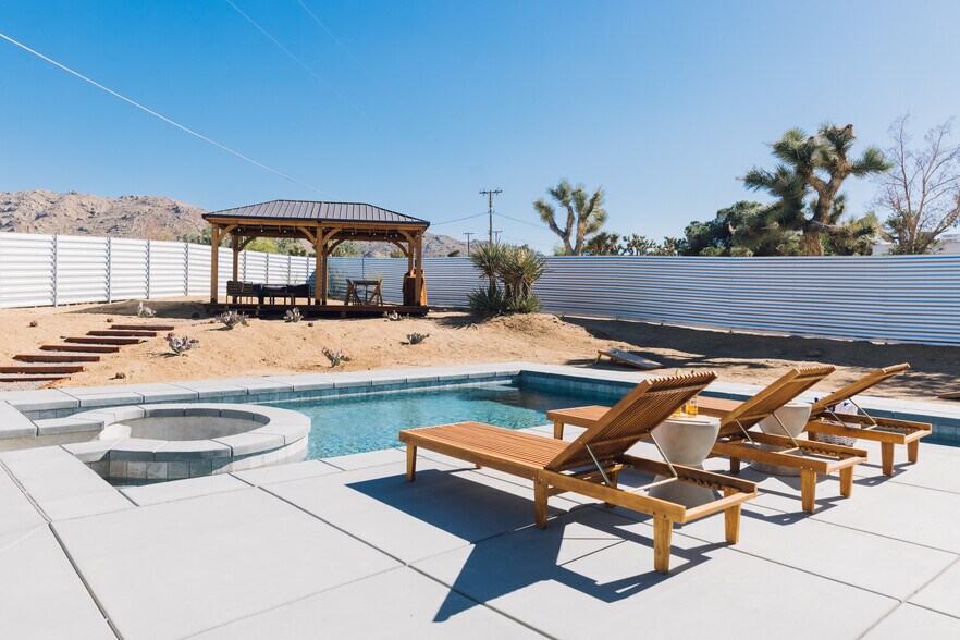 More Photos Of 60323 Granada Dr, Joshua Tree Specialty For Sale