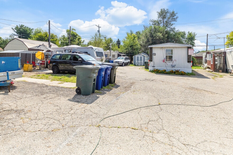 More Photos Of 39 Williams Rd, Columbus Land For Sale