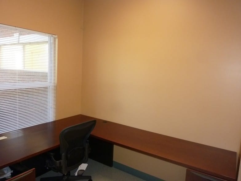 More Photos Of 2025 SW 75th St, Gainesville Medical For Lease