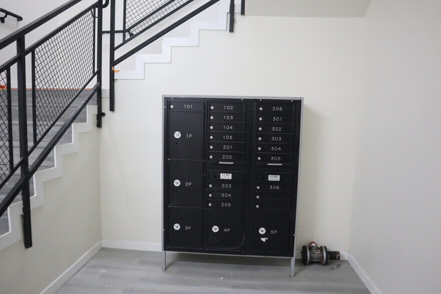 More Photos Of 3217 S Central Ave, Los Angeles Apartments For Sale