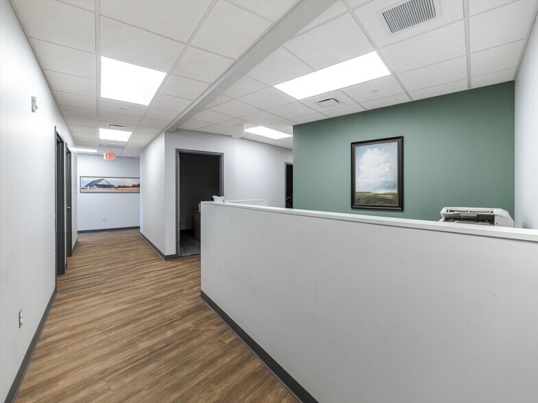 More Photos Of 520 W Roosevelt Blvd, Philadelphia Medical For Sale