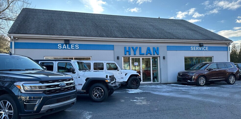 More Photos Of 119 E Grove St, Middleboro Auto Dealership For Sale