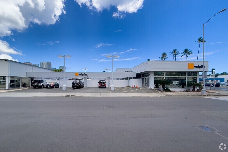 More Photos Of 704 Ala Moana Blvd, Honolulu Land For Lease