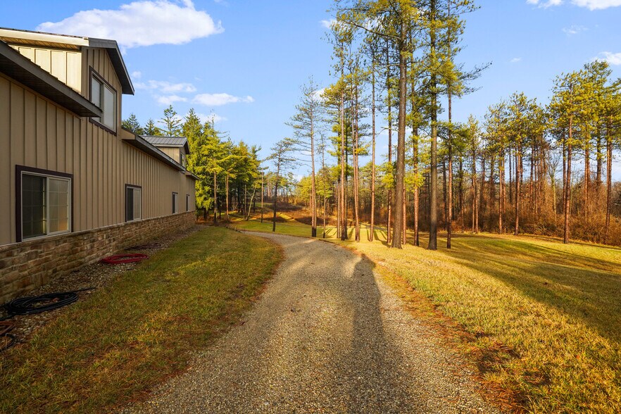 More Photos Of 3482 County Road 10, Bellefontaine Lodge Meeting Hall For Sale