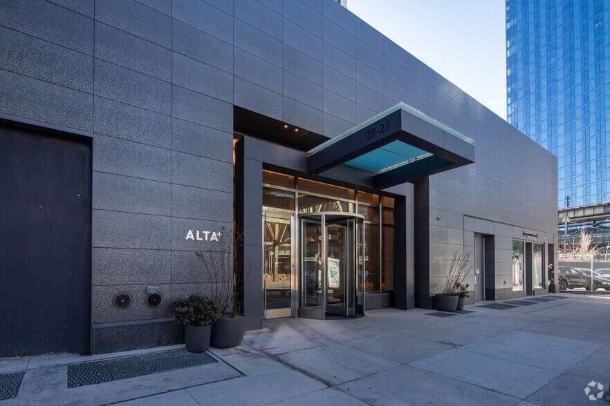 More Photos Of 29-22 Northern Blvd, Long Island City Apartments For Lease