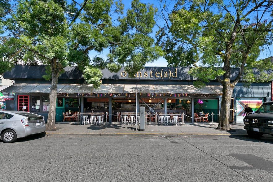 Primary Photo Of 314 Broadway E, Seattle Restaurant For Lease