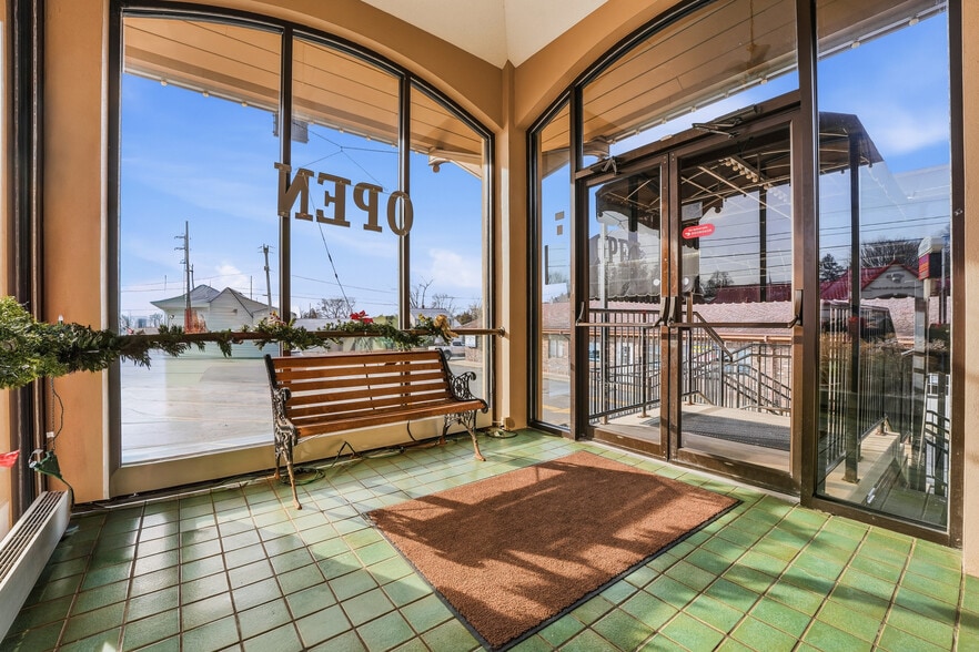 More Photos Of 2305 Wilmington Rd, New Castle Restaurant For Sale