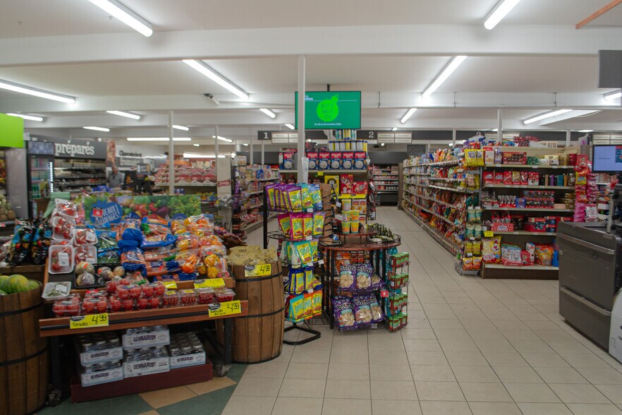 More Photos Of 429 Rte 204, St-Aubert Flex For Sale