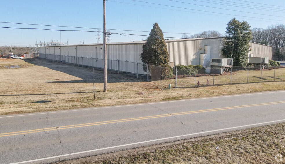 More Photos Of 1872 Old Mountain Rd, Statesville Industrial For Sale