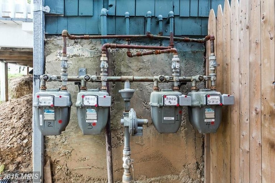 More Photos Of 702 Homestead St, Baltimore Multifamily For Sale