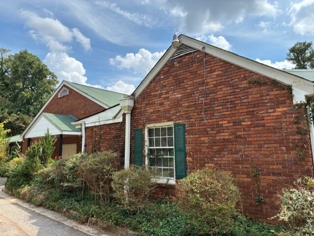 More Photos Of 4530 Janice Dr, Atlanta Assisted Living For Sale