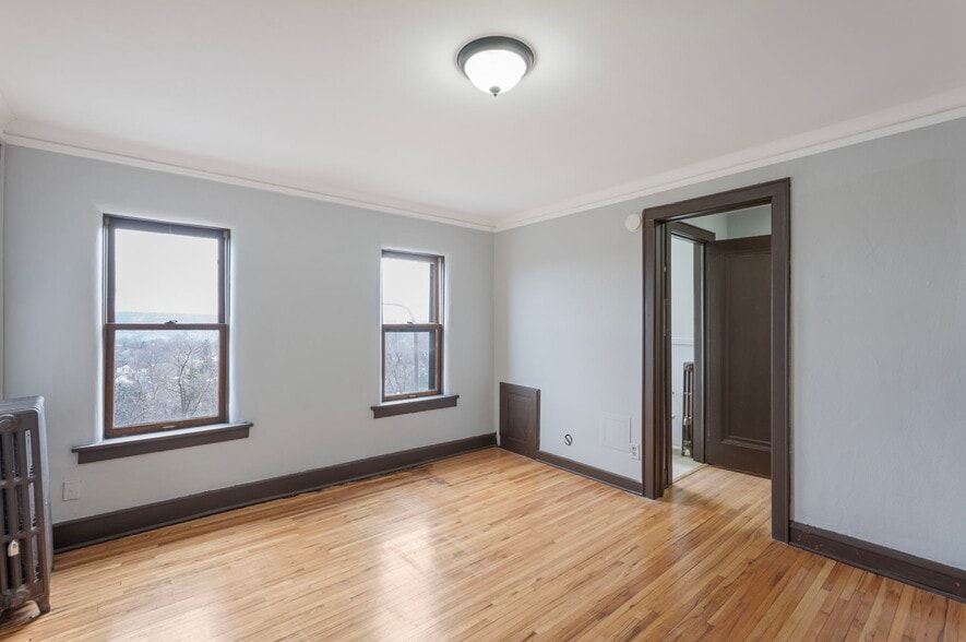 More Photos Of 487 Grand Ave, Saint Paul Apartments For Sale