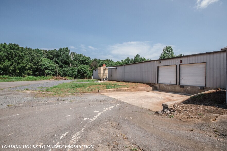 More Photos Of 12445 Grey Commercial Rd, Midland Warehouse For Sale