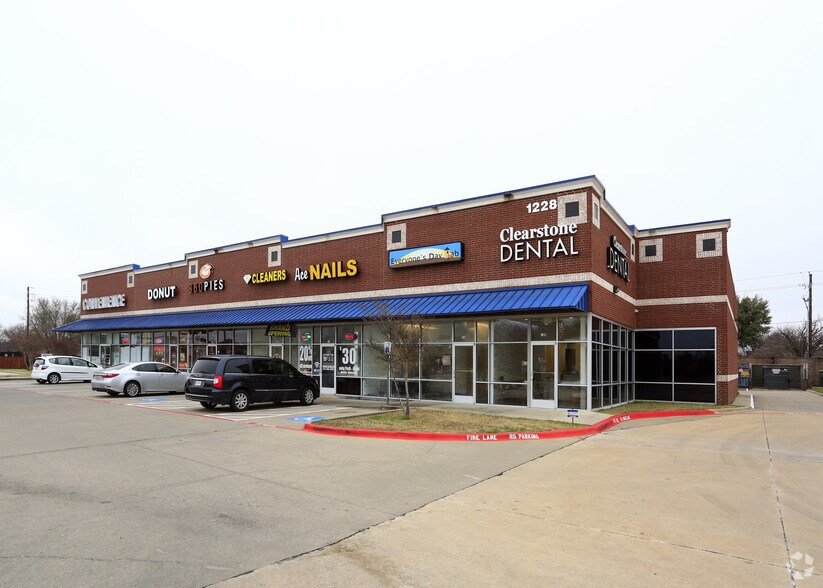 More Photos Of 1228 E Exchange, Allen Unknown For Lease