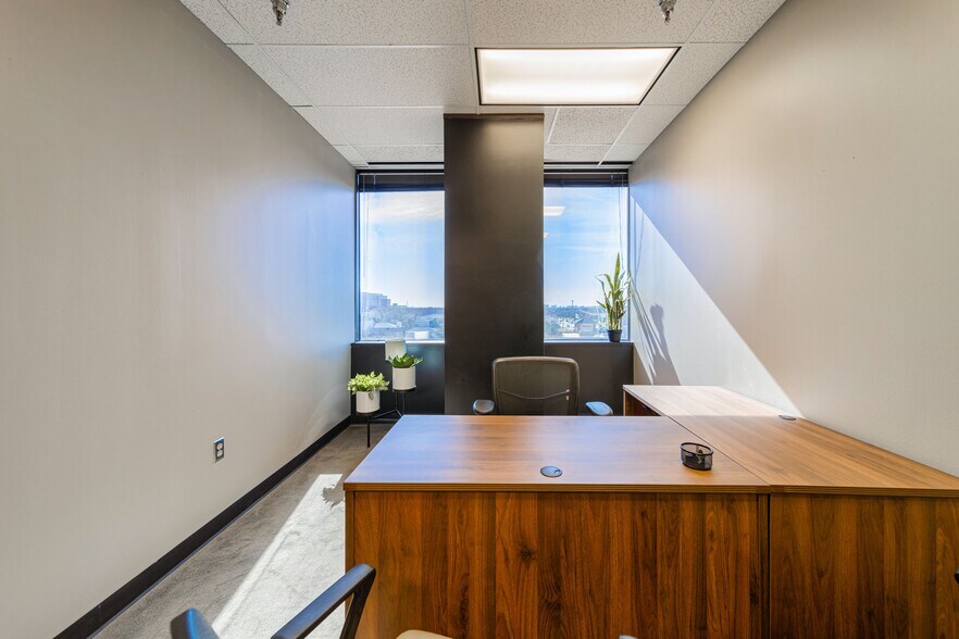 More Photos Of 1400 Preston Rd, Plano Office For Lease