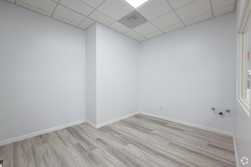 More Photos Of 5223 N El Dorado St, Stockton Office For Lease