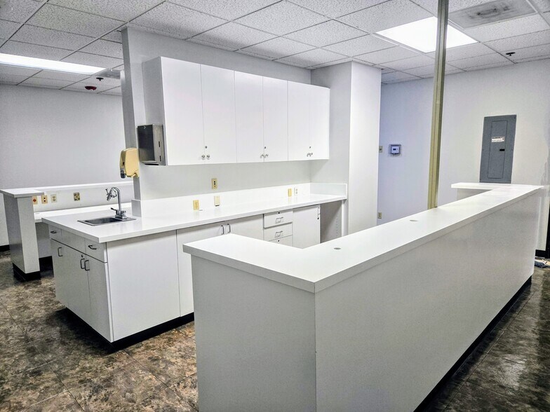 More Photos Of 2150 N Waterman Ave, San Bernardino Medical For Lease