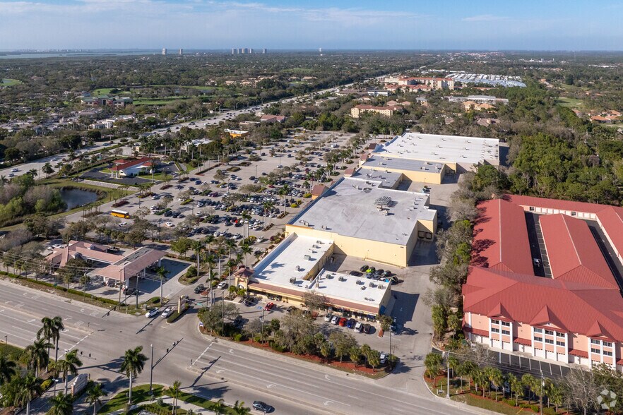 More Photos Of 26831-26841 S Tamiami Trl, Bonita Springs General Retail For Lease