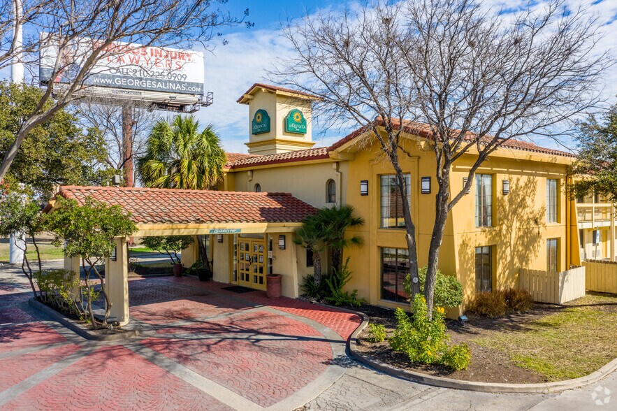 Primary Photo Of 6410 N Interstate 35, San Antonio Hotel For Sale