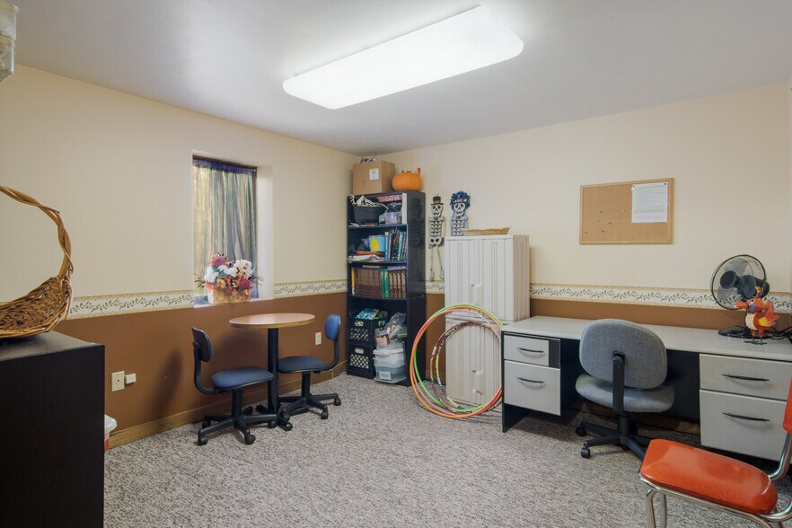 More Photos Of 1070 W Houghton Lake Dr, Prudenville Medical For Sale