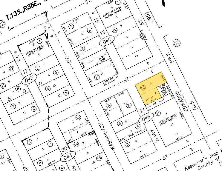 Primary Photo Of 157 N Edwards St, Independence Hotel For Sale