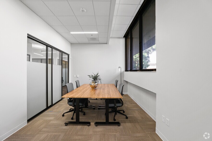 More Photos Of 6200 Village Pky, Dublin Office For Lease