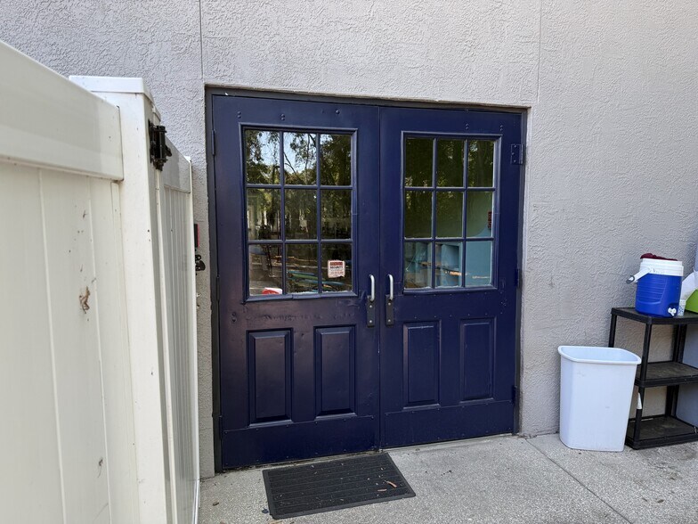 More Photos Of 1511 S US Highway 301, Tampa Office For Sale