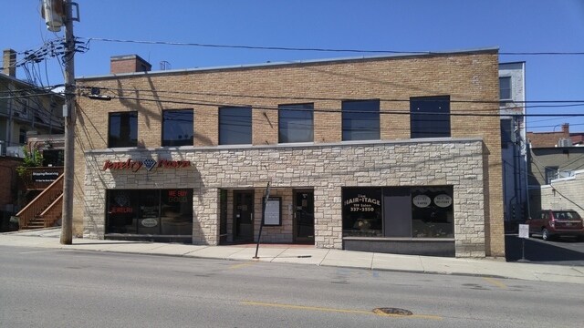 More Photos Of 119-121 Calhoun St, Woodstock Storefront Retail Office For Lease