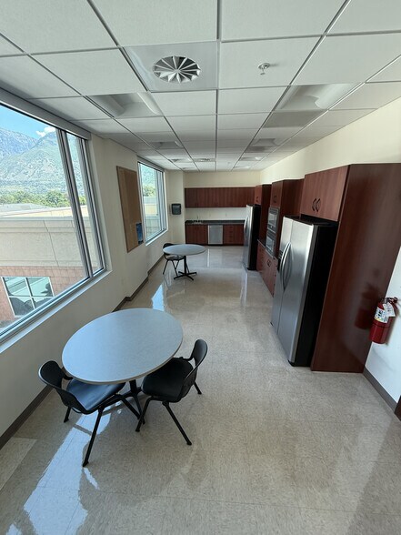 More Photos Of 180 N University Ave, Provo Office For Sale
