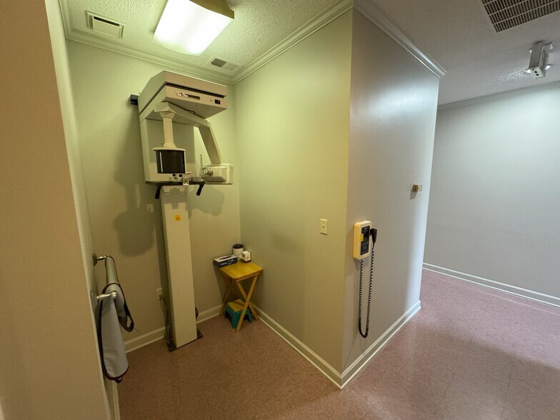 More Photos Of 6622 Kirby Center Cv, Memphis Medical For Lease