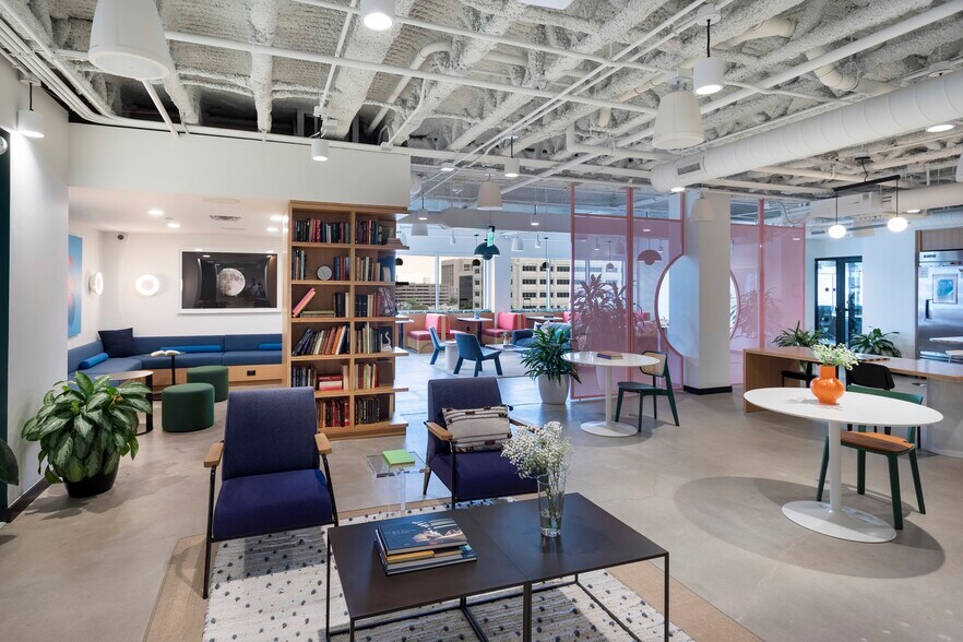 More Photos Of 316 W 12th St, Austin Office For Lease