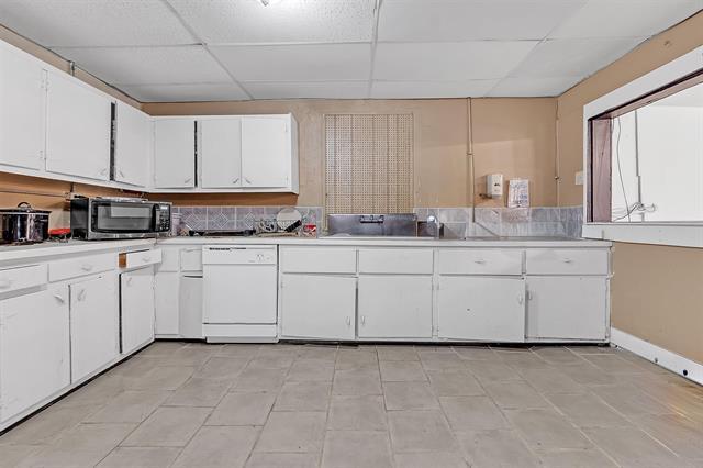 More Photos Of 2956 East St, Memphis Religious Facility For Sale