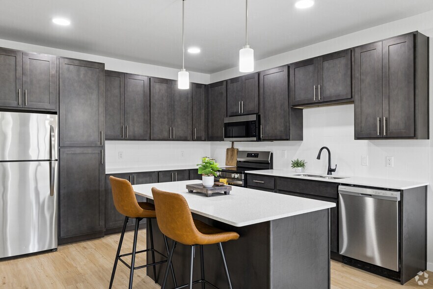 More Photos Of 582 Larsen Orchard Pky, Hobart Apartments For Lease