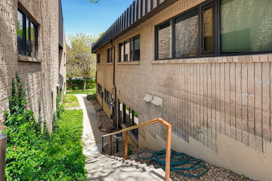 More Photos Of 5251 S Quebec St, Englewood Office For Lease